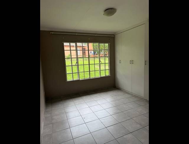 3 BEDROOM HOUSE FOR SALE IN COUNTRY VIEW